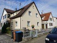 Einfamilienhaus mit Einliegerwohnung und Garage - Pfullingen