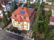 Stilvolle Stadtvilla auf großem Grundstück mit zusätzlicher Bebauungsmöglichkeit in 79183 Waldkirch - Waldkirch