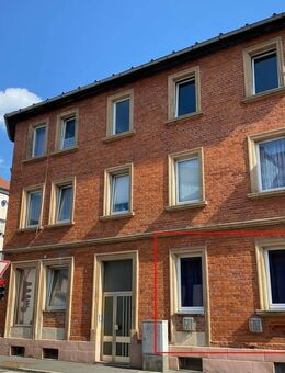 Wohnung mit Charme und moderner Einbauküche! 2-Zimmer-Erdgeschosswohnung mit Balkon - Kulmbach