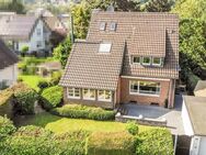 Freihstehendes Einfamilienhaus in Sackgasse * Anbau mit Kamin * Garten * Garage * 227 m² Wohn/Nutzfläche * Einbauküche - Leverkusen