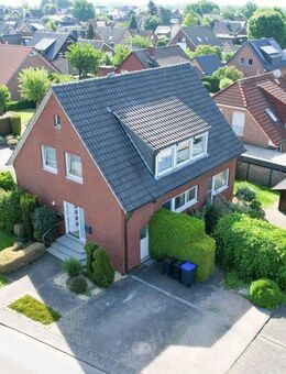 Zuhause ankommen - charmantes Zweifamilienhaus mit Blick ins Grüne und bezugsfreier Wohnung - Altenberge