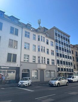 Helle 2-Zimmer-Wohnung mit Parkett, hohen Decken und Kellerraum in der Saarbrücker Innenstadt! - Saarbrücken