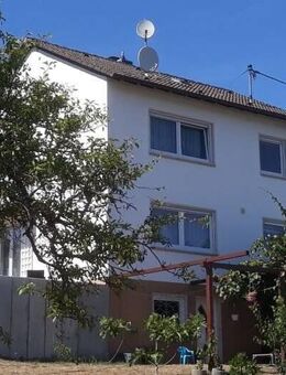 Wiebelskirchen: freistehendes EFH mit gr. Garten, 2 Terrassen, Balkon u. Garage in ruhiger Lage - Neunkirchen (Saarland)