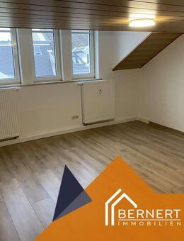 Erstbezug nach Sanierung Besichtigung am 03.12 von 10-14 Uhr - Oelsnitz