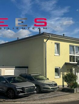 Modernes, neuw. Wohnhaus in Niederkassel - Doppelgarage und schönem Garten - geringe Heizkosten! - Niederkassel