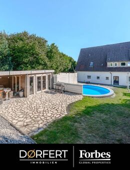 Traumhafte Lage: Zweifamilienhaus mit Pool, Gartenhaus & herrlichem Ausblick - Hiddenhausen
