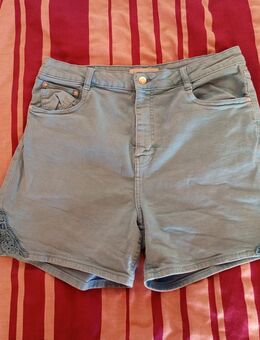 Kurze Hose für Damen - Moos (Baden-Württemberg)