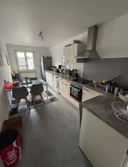 2 Zimmer Wohnung mit großer Wohnküche ab September oder Oktober 2025 frei - Schweinfurt