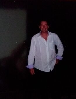 Er sucht eine Frau - Dresden