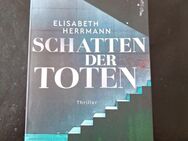 Schatten der Toten von Elisabeth Herrmann (Taschenbuch) - Essen