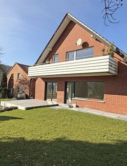 ERSTBEZUG - hochwertig sanierte 3 Zimmer-Erdgeschoss-Wohnung - Vlotho