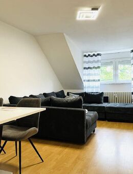 Schöne Dachgeschosswohnung im Herzen von Bad Oeynhausen zu verkaufen! - Bad Oeynhausen