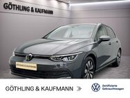 VW Golf, 2.0 TDI MOVE, Jahr 2023 - Eschborn