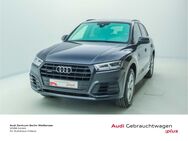 Audi Q5, 50 design TFSI e S-TRO QU, Jahr 2021 - Berlin
