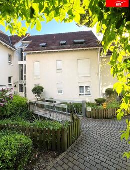 Schicke 4-Zimmerwohnung in ruhiger Lage - Frankfurt (Main)