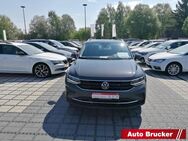 VW Tiguan, 1.5 TSI Life, Jahr 2022 - Marktredwitz