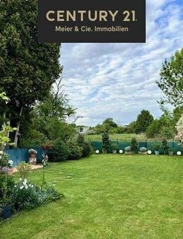 Gepflegte Doppelhaushälfte mit viel Platz, großer Garage und pflegeleichten Garten in Weilerswist - Weilerswist