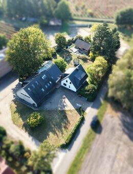 Wohnensemble mit Wellnesshaus - einmalig, großzügig, bezugsfrei - Wagenfeld