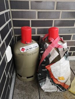Leere gas Flaschen 5kg grau 20 euro - Gütersloh Zentrum