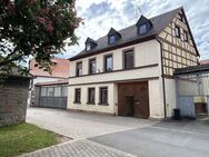 Großes Platzangebot - renovieren, einziehen, wohnen! - Karbach (Bayern)