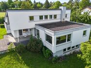 Extravagante Architektur - Eindrucksvolles Wohnhaus mit traumhaftem Gartengrundstück in Altshausen - Altshausen