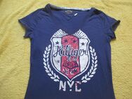 NEU * Sexy * ausgefallen * Retro- Print * Bodycon * T- Shirt "HILFIGER DENIM" Gr. 34- 36/ XS- S * marine- dunkel- blau * natur- weiß * rot * - Riedlingen