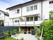 FAMILIENHEIM im Dorf: Reihenmittelhaus mit 4,5 Zimmern, Garten, Balkon, Garage, Keller & Speicher - Steinen (Baden-Württemberg)