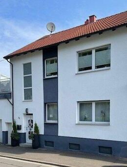 Wiebelskirchen: geräumiges, saniertes 1-2FH (ca.250m² Wfl.) mit gr. Garten, 2 Terrassen u. Garage in ruhiger Lage - Neunkirchen (Saarland)