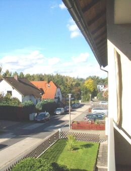 Lichtdurchflutete Souterrain-Wohnung in ruhiger Lage!!! - Oberasbach