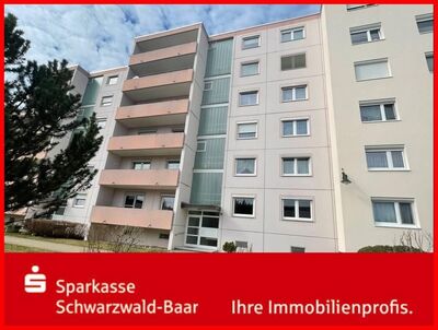 Geräumige 4,5-Zimmer-Wohnung mit TG-Stellplatz