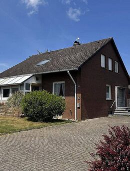 Gepflegtes Wohnhaus in ländlicher Wohnlage - Hille