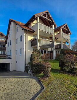 Sofort bezugsfrei! Attraktive, helle 3-Zimmer-Wohnung in guter Wohnlage von Wilhelmsdorf - Wilhelmsdorf (Baden-Württemberg)