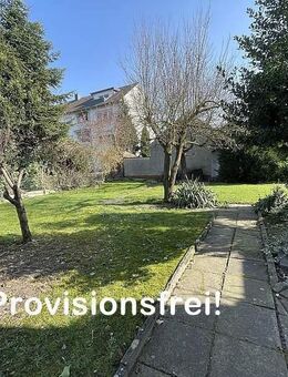 Dreizimmerwohnung mit ausgebautem Dachgeschoss und Garten - Rheda-Wiedenbrück