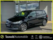 VW Touran, 2.0 TDI Active 7-S, Jahr 2022 - Erlangen