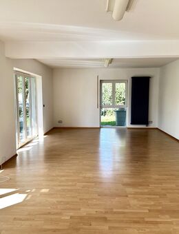Einfamilienhaus mit Dachstudio und Praxiseinheit – ideal für Eigennutzer & Investoren! - Bad Füssing