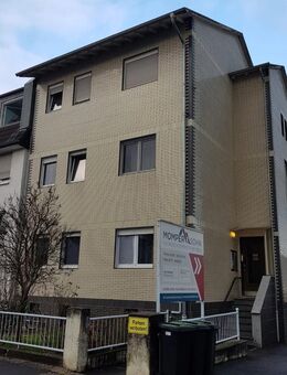 Solides Investment: Mehrfamilienhaus mit Gewerbeeinheit in Bonn-Duisdorf - Bonn