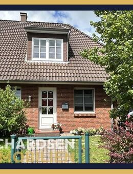 Fest vermietetes, charmantes Reihenhaus in ruhiger Lage in Niebüll - Niebüll