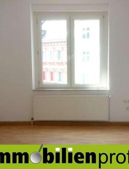 52090 - Große 2-Zimmer-Altbauwohnung in Hof - Bahnhofsviertel - Hof