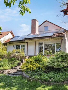 Top gepflegtes Zweifamilienhaus mit großem Garten in ruhiger Lage - Sulzbach (Taunus)