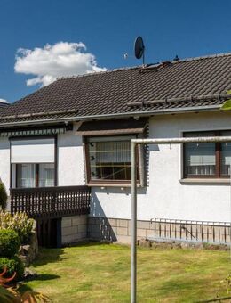 Tolle Lage! Schönes Einfamilienhaus mit wunderschönen Garten und Ausblick - Zwickau