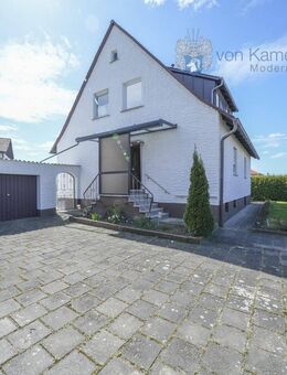 Charmantes ZFH mit großem Garten in zentraler Lage von Obermichelbach - Obermichelbach