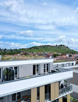 Traumhafte 4- Zimmer Penthouse Wohnung mit einer Dachterrasse von 50 m². - Asperg