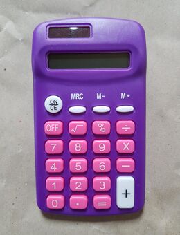 Taschenrechner - farbenfroh lila, rosa, weiß - OVP unbenutzt - Hamburg Wandsbek