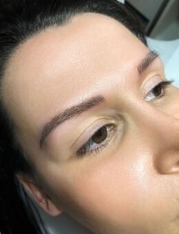 Modelle für Microblading/ „permanente Augenbrauenhärchenzeichnung“ - Berlin Friedrichshain-Kreuzberg