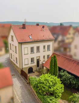 Wohnen mit Geschichte und Stil - EFH mit schönem Garten - Abtswind