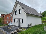 Neuwertiges Einfamilienhaus - Baujahr 2018 - Sonneberg