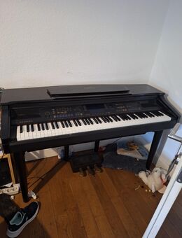 E piano und hocker abzugeben - Schwelm