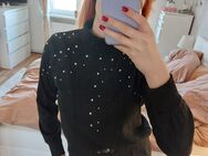 Pimkie Pullover M mit Perlen - Bestensee