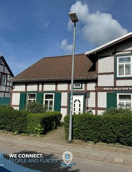 Leben in der City von Stendal mit Pool und Einliegerwohnung! - Stendal (Hansestadt)