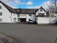 Freistehendes Zweifamilienhaus (Generationenhaus) mit großem Grundstück in Freilingen, Gemeinde Blankenheim - Blankenheim (Nordrhein-Westfalen)